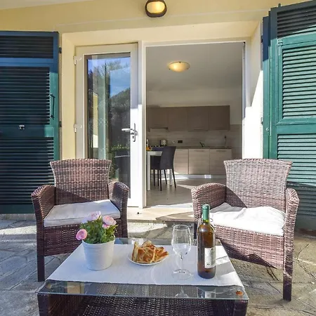 3 Bedroom Pet Friendly In Moneglia