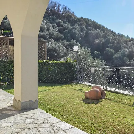 3 Bedroom Pet Friendly In